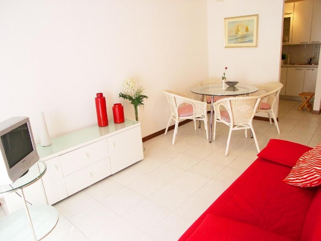 Lina'S Apartment Grado Zewnętrze zdjęcie